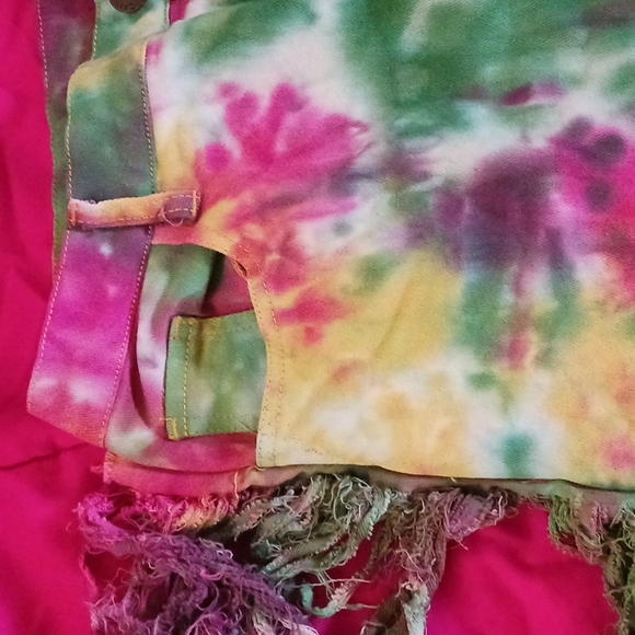 Daisy Tiedye Jeans - Picture 2 of 7